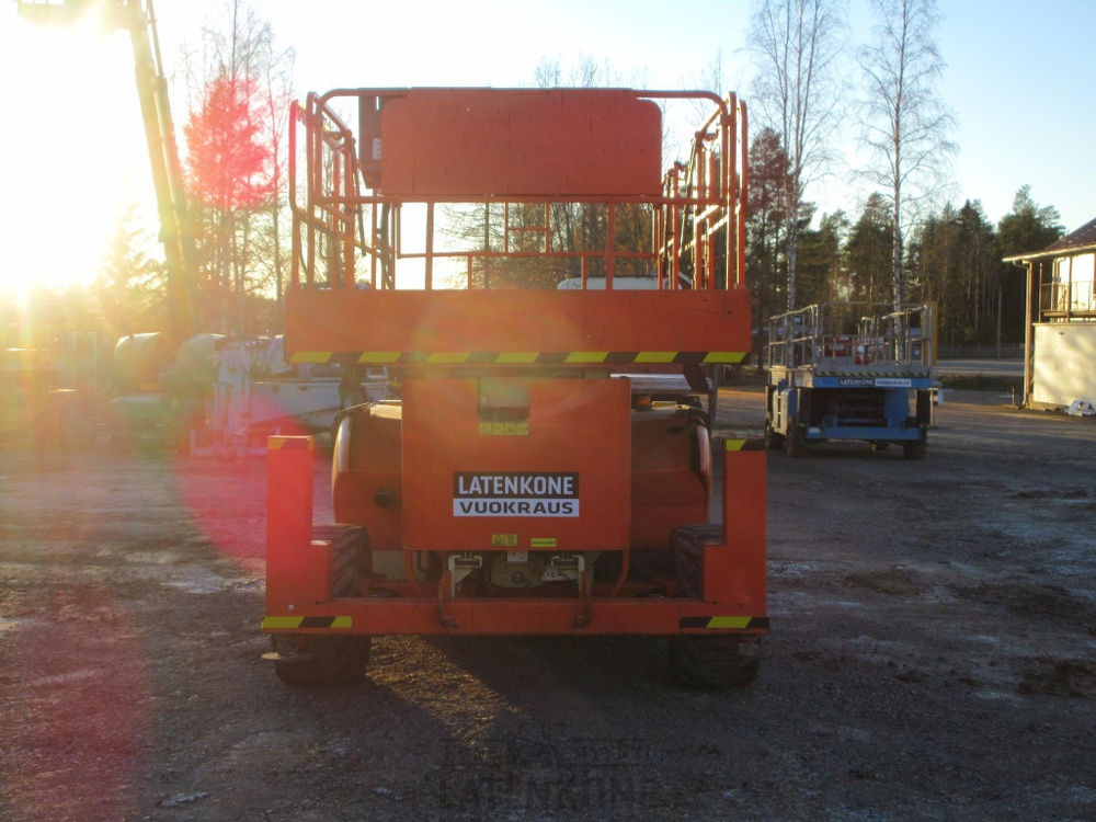 JLG 4394RT 4x4 Saksilava - Plataforma de Tijera/ Plataforma de tesoura: foto 5 JLG 4394RT 4x4 Saksilava - Plataforma de Tijera/ Plataforma de tesoura: foto 5