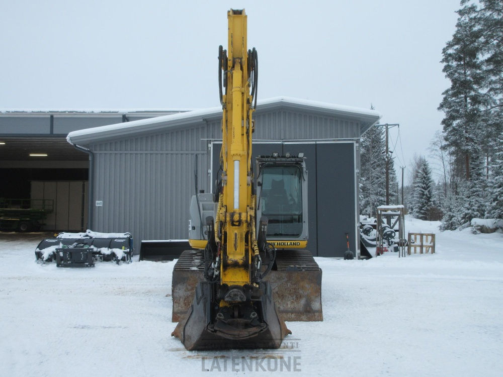 New Holland E150BSR-2 Blade Runner - Escavadora de rastos: foto 3 New Holland E150BSR-2 Blade Runner - Escavadora de rastos: foto 3