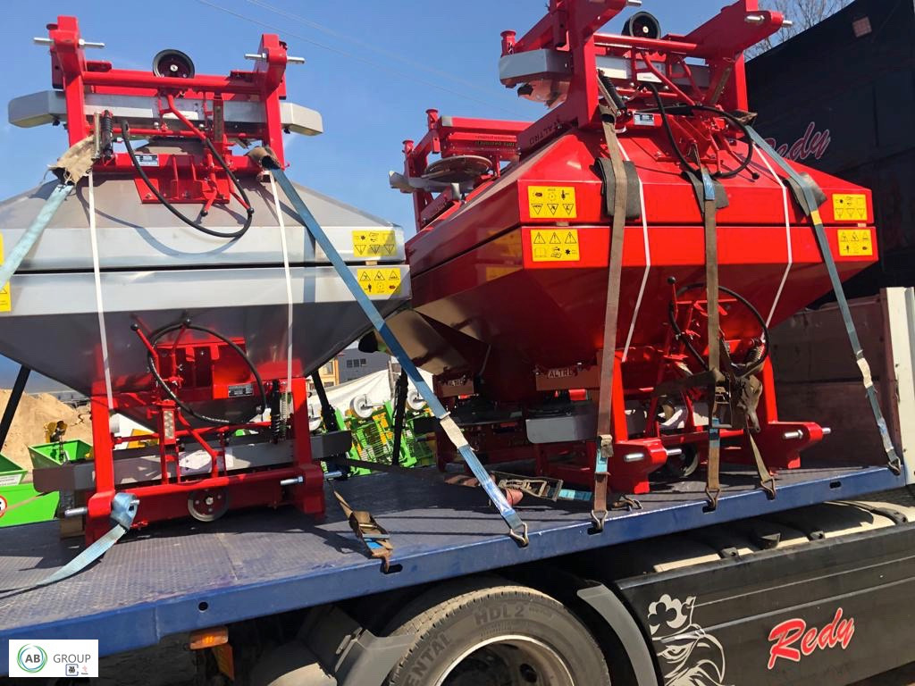 Altro fertilizer spreader RN-800 - Distribuidor de fertilizantes: foto 2 Altro fertilizer spreader RN-800 - Distribuidor de fertilizantes: foto 2