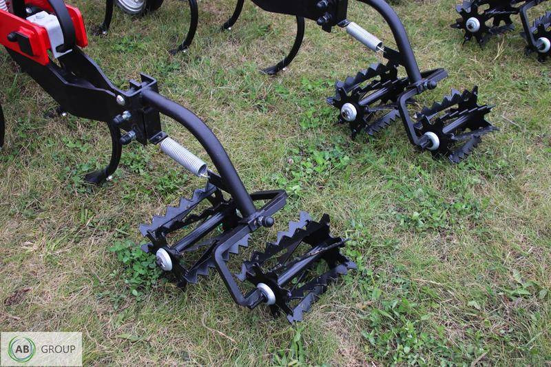 Awemak DRAGON TP 9 hydraulic folding inter-row cultivator - Maquina para lavrar a terra: foto 2 Awemak DRAGON TP 9 hydraulic folding inter-row cultivator - Maquina para lavrar a terra: foto 2