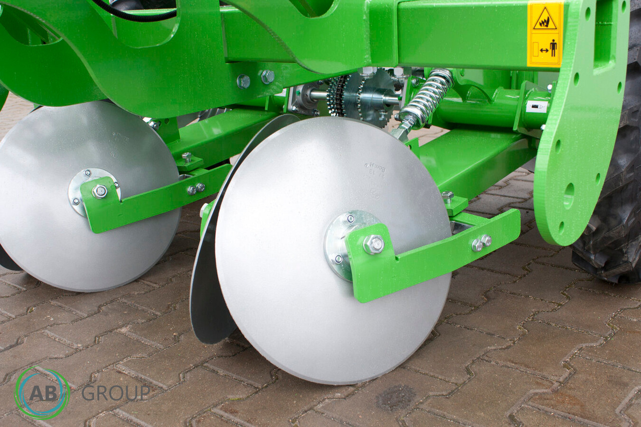 Bomet Gemini S339 two-row potato planter (inter-row width: 67.5 - 80 cm) - Semeador de batatas: foto 5 Bomet Gemini S339 two-row potato planter (inter-row width: 67.5 - 80 cm) - Semeador de batatas: foto 5