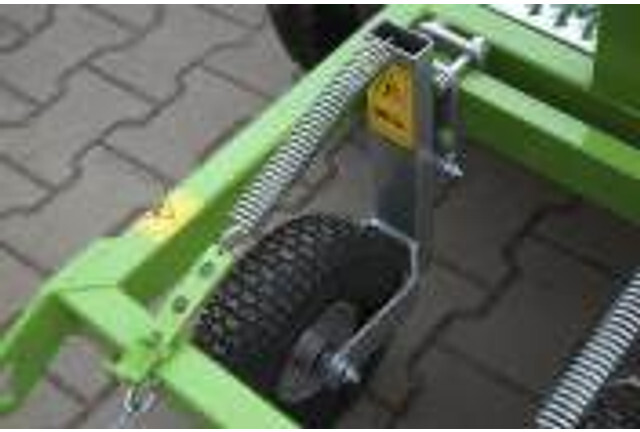 Bomet sadzarka do czosnku bobu i cebuli Gemma S290/1 - Máquina para semear: foto 4 Bomet sadzarka do czosnku bobu i cebuli Gemma S290/1 - Máquina para semear: foto 4