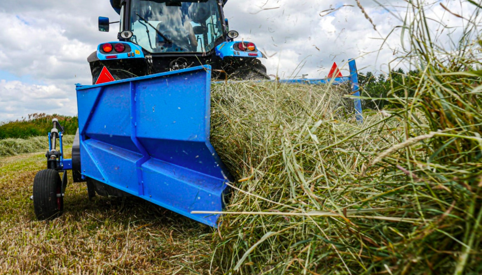 DOZAMECH HERON 225 Hay Turner and Rake - Ancinho enleirador: foto 2 DOZAMECH HERON 225 Hay Turner and Rake - Ancinho enleirador: foto 2