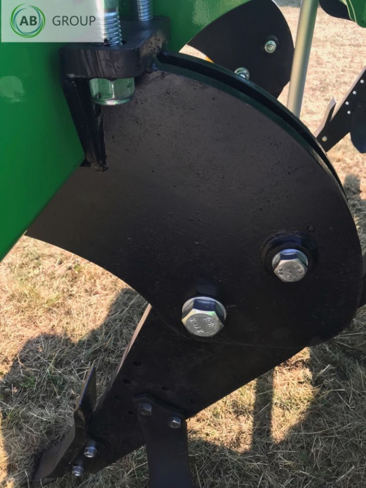 Dziekan chisel plow CENTAUR 2.5 m PDBC25F2Z2 - Subsolador: foto 5 Dziekan chisel plow CENTAUR 2.5 m PDBC25F2Z2 - Subsolador: foto 5