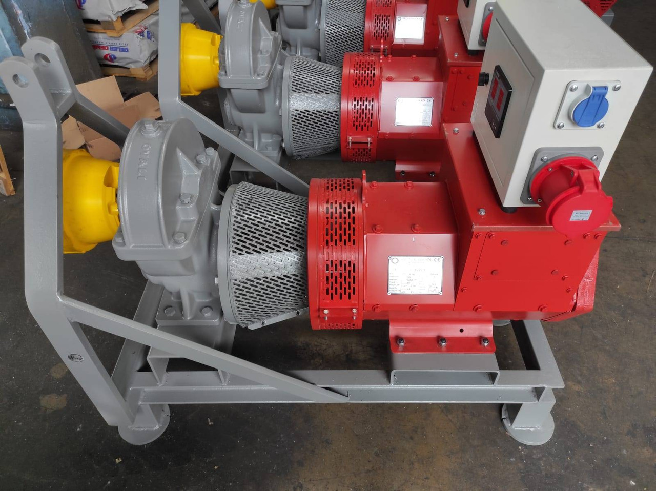 Elektro-Jen 20 kVa / 16 kW PTO driven generator with AVR control - IN STOCK - Gerador elétrico: foto 1 Elektro-Jen 20 kVa / 16 kW PTO driven generator with AVR control - IN STOCK - Gerador elétrico: foto 1