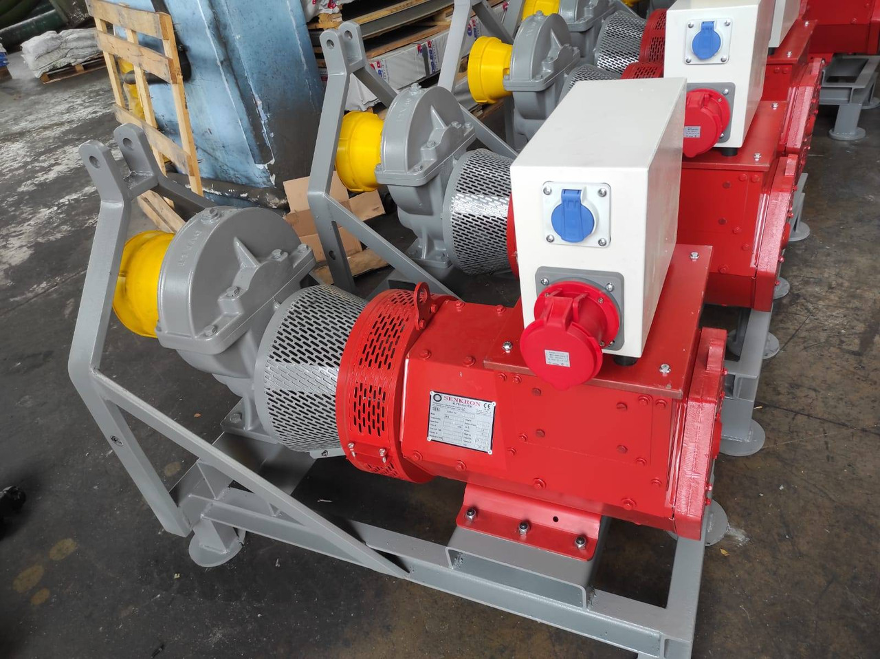 Elektro-Jen 25 kVa / 20 kW PTO driven generator with AVR control - ON STOCK - Gerador elétrico: foto 4 Elektro-Jen 25 kVa / 20 kW PTO driven generator with AVR control - ON STOCK - Gerador elétrico: foto 4