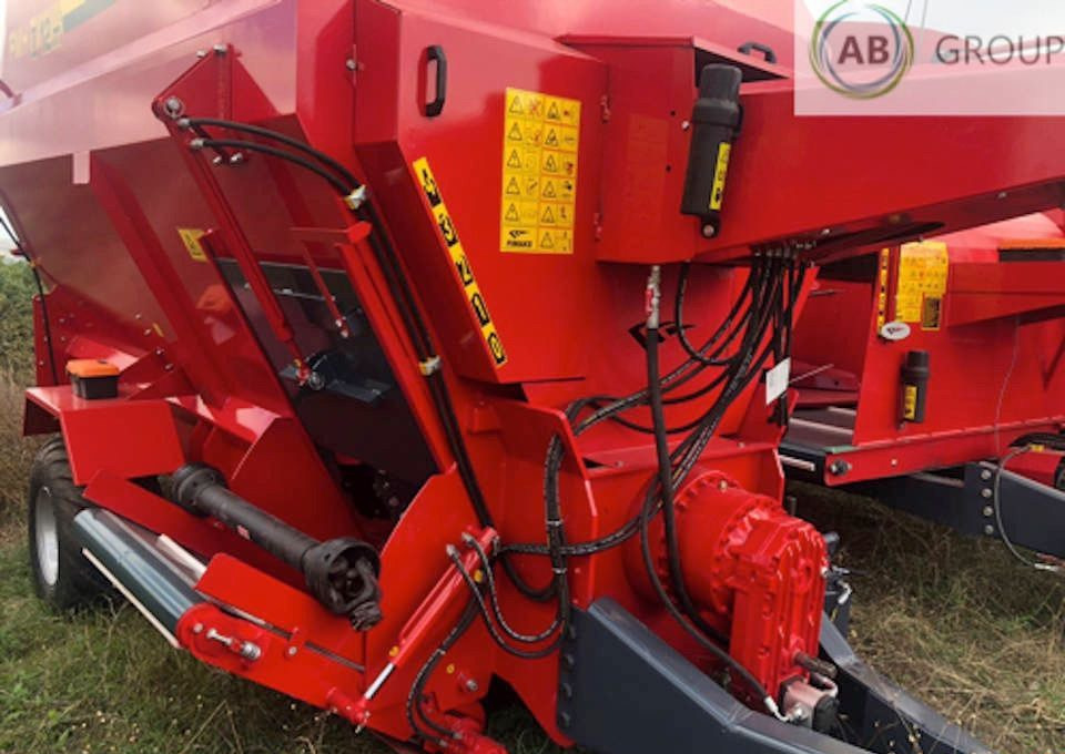 Fimaks Feeder Mixer FMHII 12m3 - Misturadora Alimentadora: foto 4 Fimaks Feeder Mixer FMHII 12m3 - Misturadora Alimentadora: foto 4