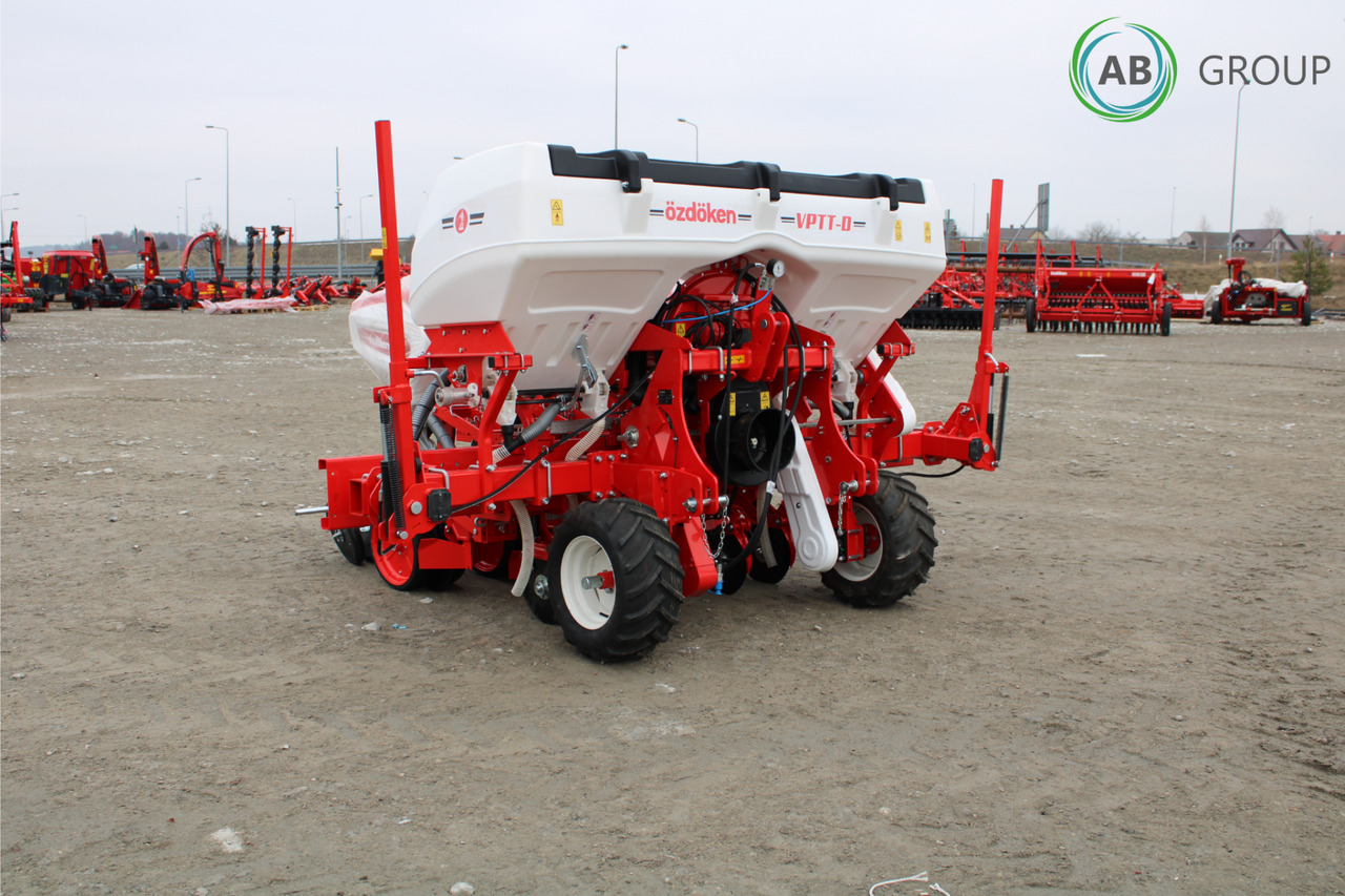 Four-row pneumatic precision seeder with depth fertilization Ozdoken VPTT - Semeadora de precisão: foto 1 Four-row pneumatic precision seeder with depth fertilization Ozdoken VPTT - Semeadora de precisão: foto 1