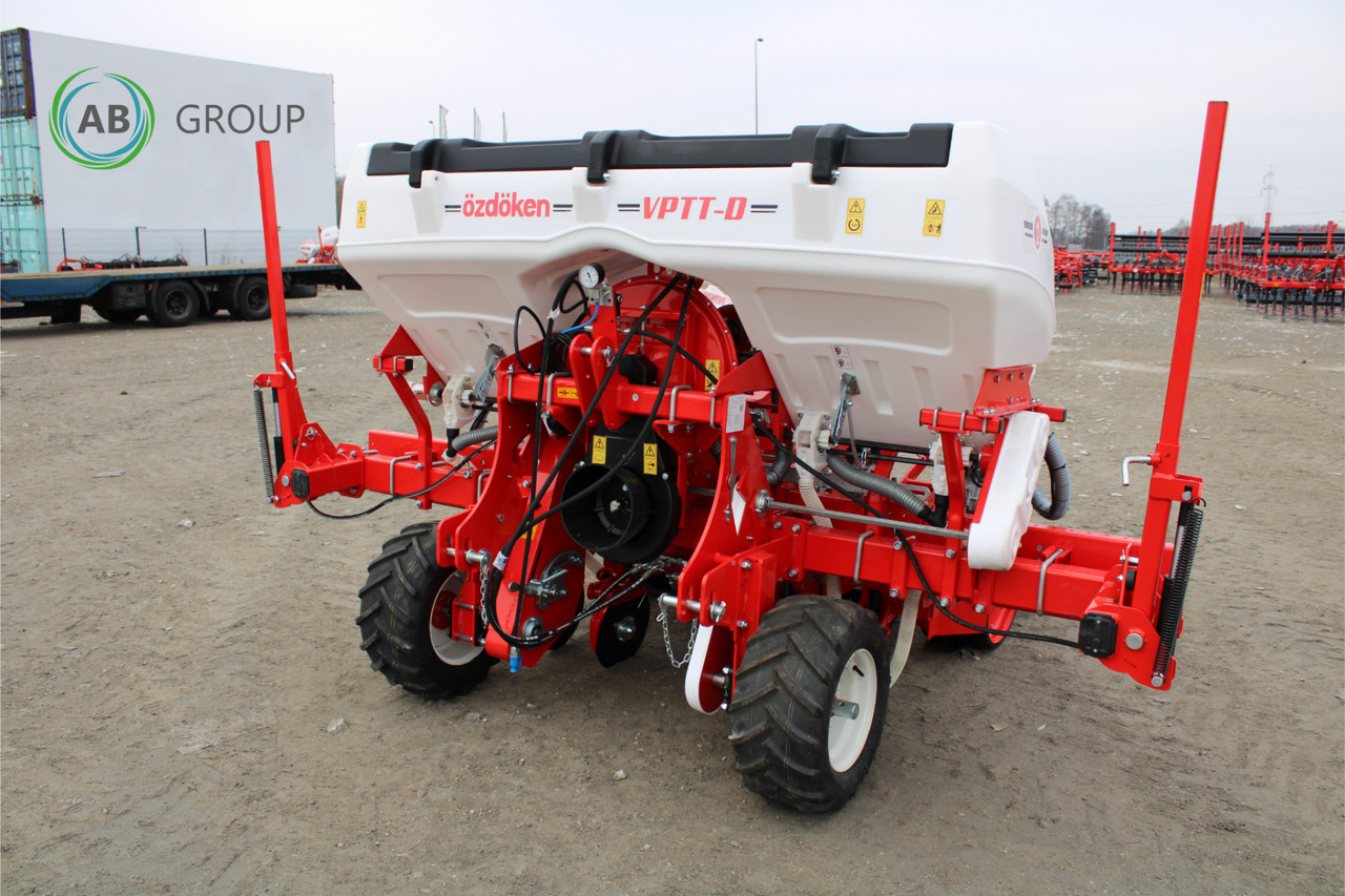 Four-row pneumatic precision seeder with depth fertilization Ozdoken VPTT - Semeadora de precisão: foto 3 Four-row pneumatic precision seeder with depth fertilization Ozdoken VPTT - Semeadora de precisão: foto 3