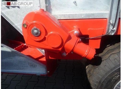 Gomar orchard manure and lime spreader GR35, 3.5 t - Espalhador de estrume: foto 4 Gomar orchard manure and lime spreader GR35, 3.5 t - Espalhador de estrume: foto 4
