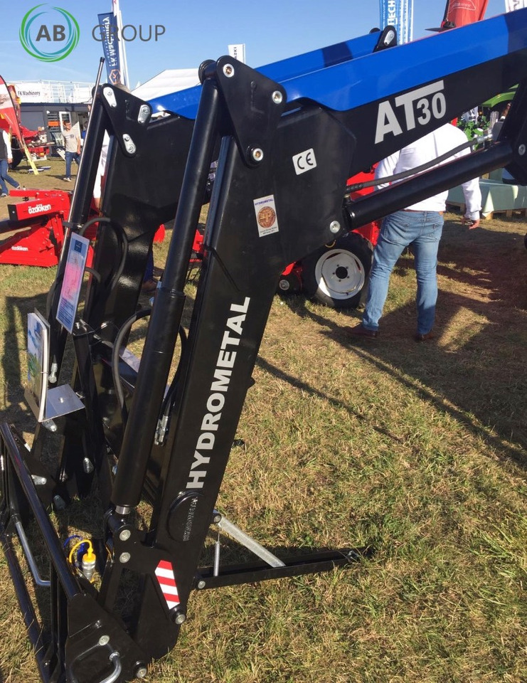 Hydrometal front loader AT-30 - Carregador frontal para o trator: foto 1 Hydrometal front loader AT-30 - Carregador frontal para o trator: foto 1