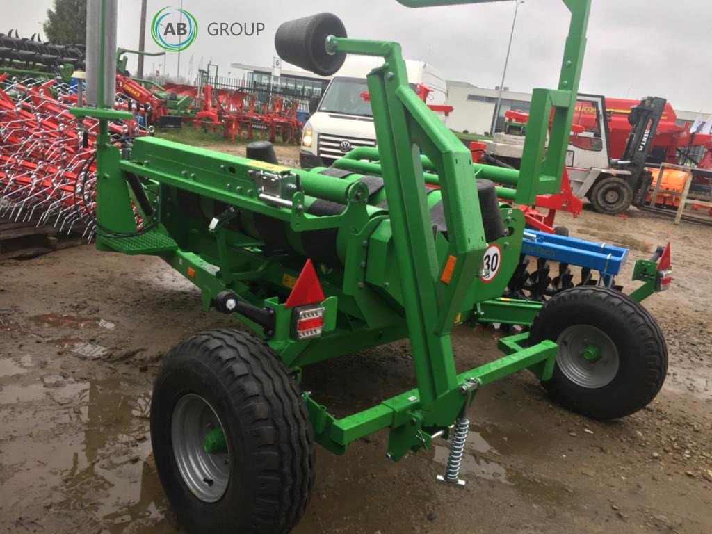 Inter-Tech self loading bale wrap GO01 - Empacotador de fardos: foto 1 Inter-Tech self loading bale wrap GO01 - Empacotador de fardos: foto 1