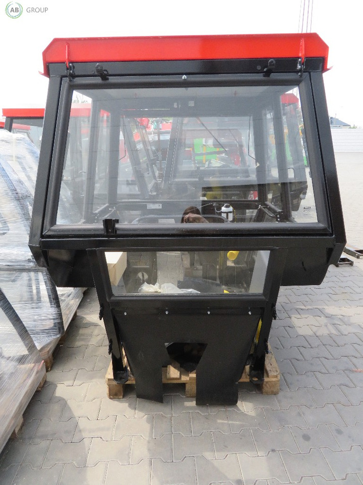 Koja tractor cab C-330 - Cabine para Trator: foto 4 Koja tractor cab C-330 - Cabine para Trator: foto 4