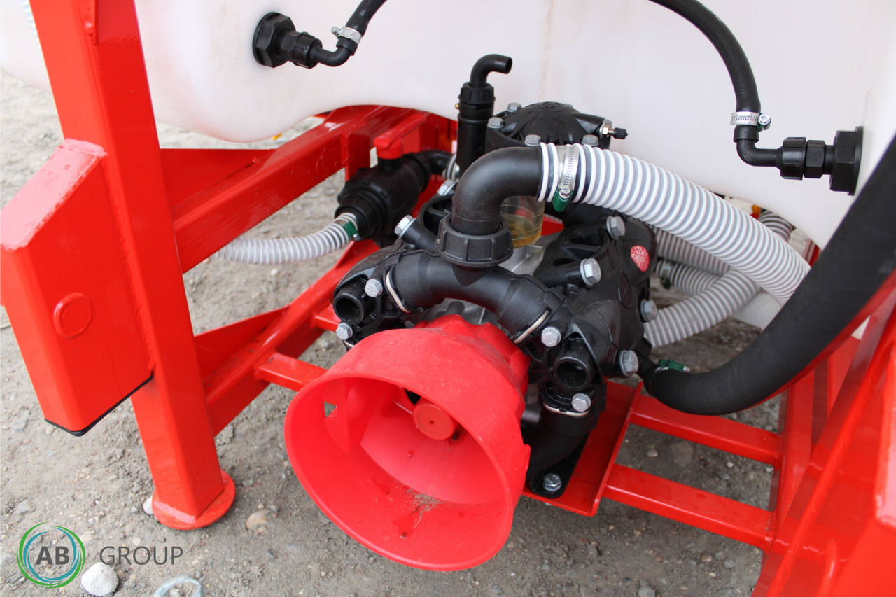Lisicki PO35/4 1000l sprayer - Pulverizador montado: foto 4 Lisicki PO35/4 1000l sprayer - Pulverizador montado: foto 4