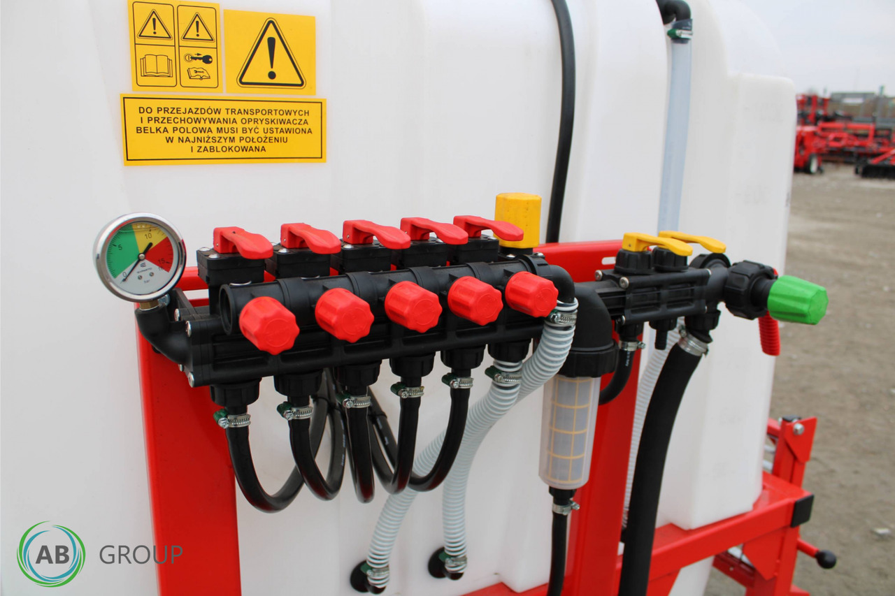 Lisicki PO35/4 1000l sprayer - Pulverizador montado: foto 2 Lisicki PO35/4 1000l sprayer - Pulverizador montado: foto 2