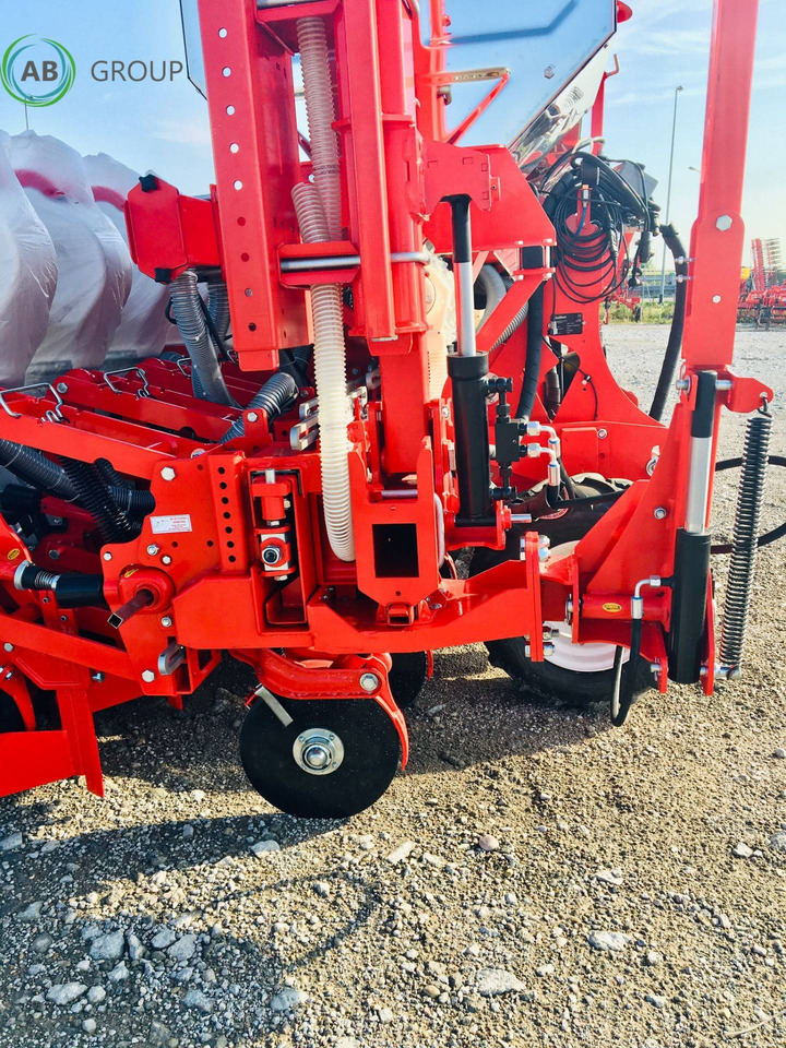 Semeadora de precisão Ozdoken VPKT-DG8 eight-row pneumatic precision seeder with depth fertilization: foto 6