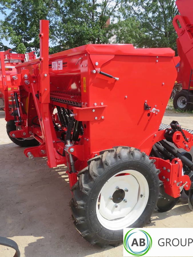 Ozdoken grain seeder Pertum S300, 3 m - single-disc coulter type - on stock - Semeadeira: foto 4 Ozdoken grain seeder Pertum S300, 3 m - single-disc coulter type - on stock - Semeadeira: foto 4