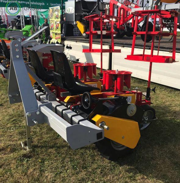 Semi-automatic carousel planter 2 rows Solan S219 K - Máquina para semear: foto 1 Semi-automatic carousel planter 2 rows Solan S219 K - Máquina para semear: foto 1
