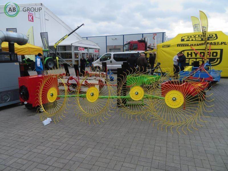 Taret przetrząsaczo-zgrabiarka Z 213 / PZK-4 - Ancinho enleirador: foto 2 Taret przetrząsaczo-zgrabiarka Z 213 / PZK-4 - Ancinho enleirador: foto 2