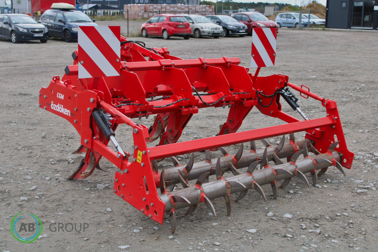 Toscano chisel plow IPST-5 - Demo sale - Subsolador: foto 3 Toscano chisel plow IPST-5 - Demo sale - Subsolador: foto 3