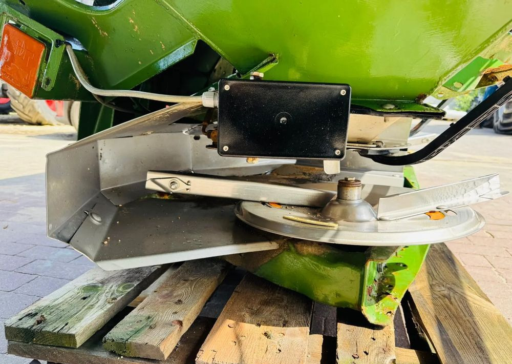 Amazone ZA-M maxiS - Distribuidor de fertilizantes: foto 2 Amazone ZA-M maxiS - Distribuidor de fertilizantes: foto 2