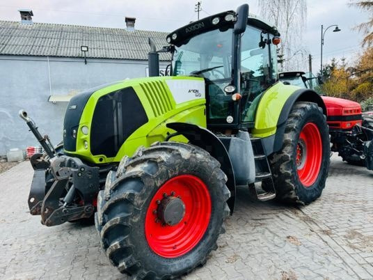 Claas AXION 810 CEBIS - Trator: foto 1 Claas AXION 810 CEBIS - Trator: foto 1