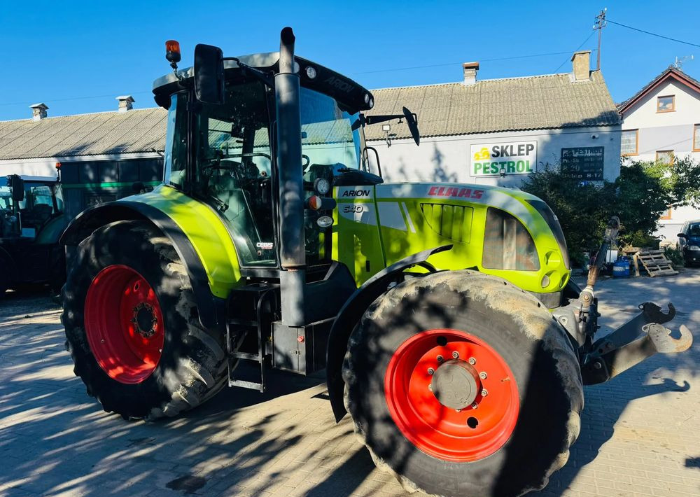Claas Arion 640 CEBIS - Trator: foto 3 Claas Arion 640 CEBIS - Trator: foto 3