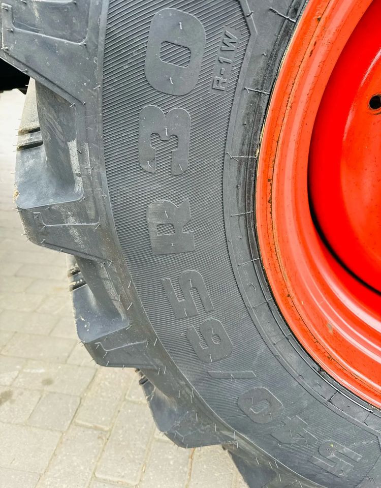 Trator Claas Axion 810: foto 13