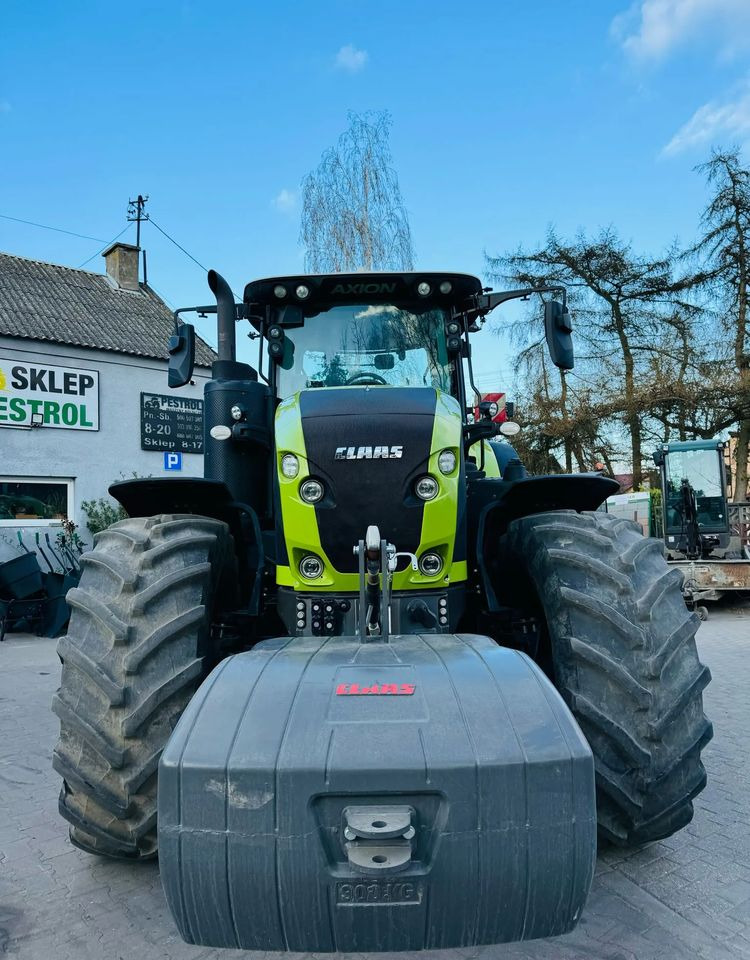 Trator Claas Axion 960: foto 8