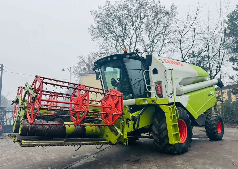 Claas TUCANO 430 APS - Ceifeira debulhadora: foto 2 Claas TUCANO 430 APS - Ceifeira debulhadora: foto 2