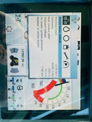 Claas XERION 3800 - Trator: foto 4 Claas XERION 3800 - Trator: foto 4