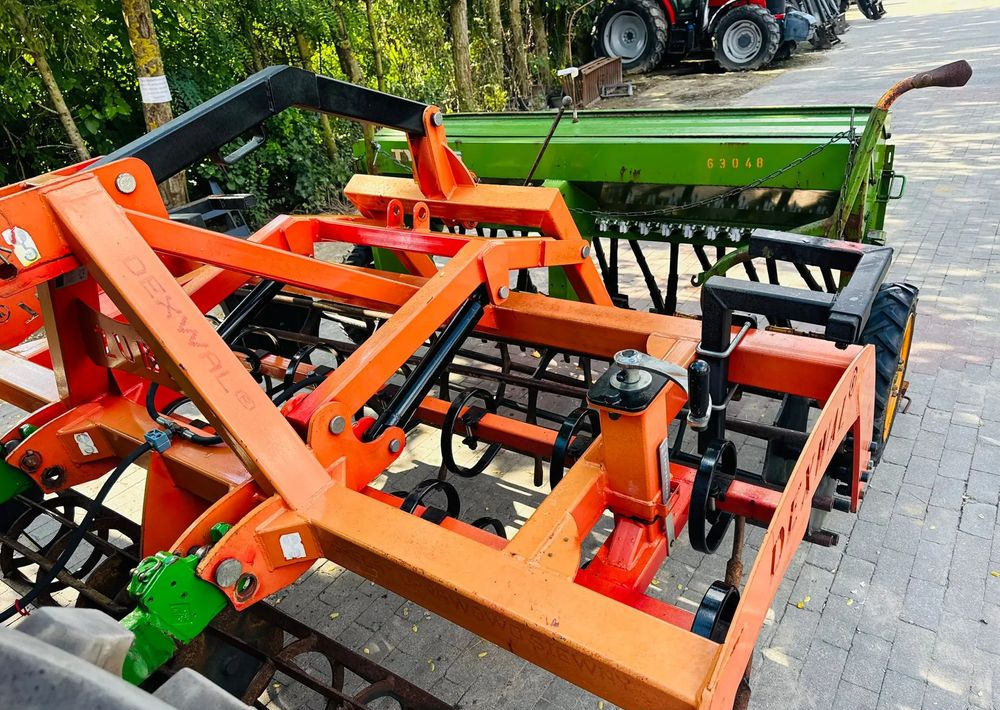 Inny DEXWAL BIS - Semeadora combinada: foto 3 Inny DEXWAL BIS - Semeadora combinada: foto 3