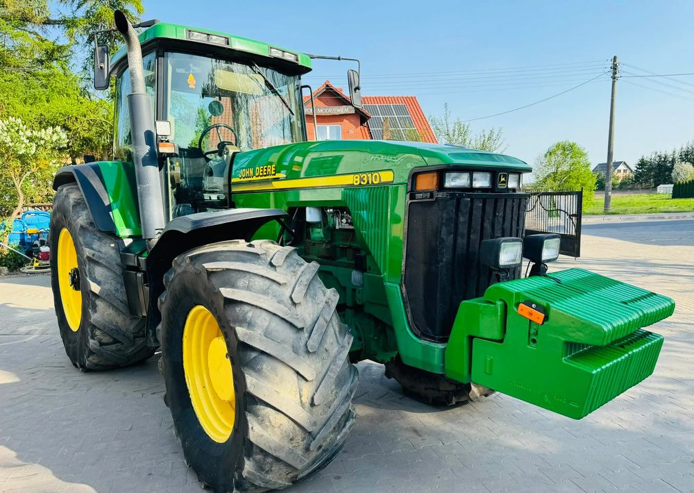 John Deere 8310 - Trator: foto 2 John Deere 8310 - Trator: foto 2