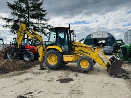 Komatsu WB 93R - Retroescavadeira: foto 1 Komatsu WB 93R - Retroescavadeira: foto 1
