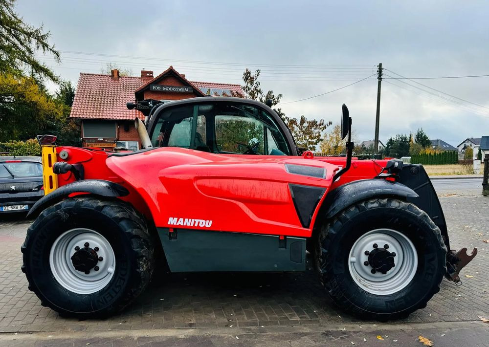 Manitou 840-137 - Empilhador telescópico: foto 3 Manitou 840-137 - Empilhador telescópico: foto 3