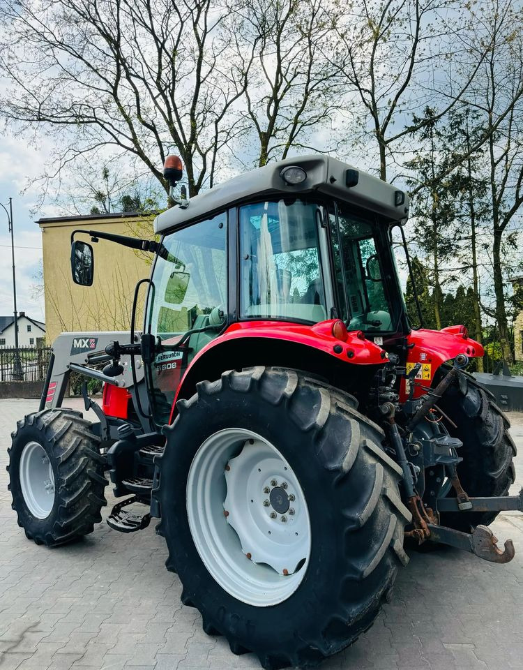 Massey Ferguson 5608 Dyna 4 - Trator: foto 4 Massey Ferguson 5608 Dyna 4 - Trator: foto 4