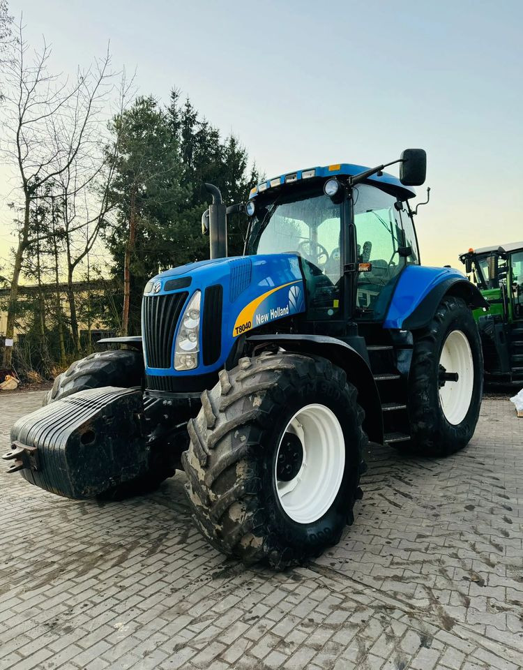 New Holland T8040 - Trator: foto 3 New Holland T8040 - Trator: foto 3