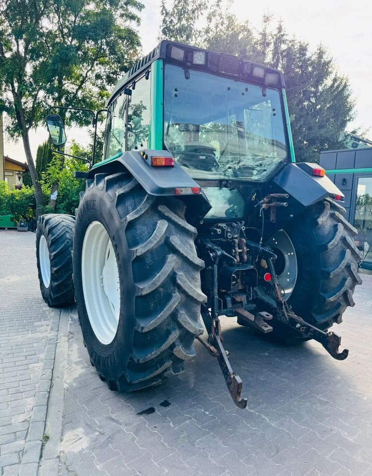 Valtra 8150 - Trator: foto 4 Valtra 8150 - Trator: foto 4