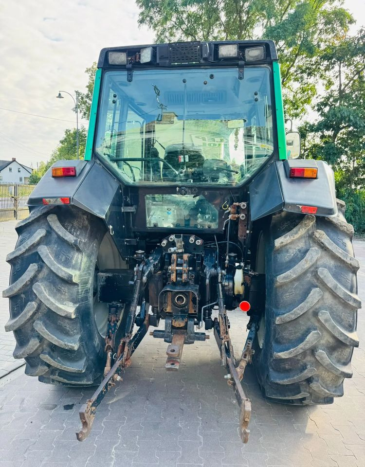 Valtra 8150 - Trator: foto 3 Valtra 8150 - Trator: foto 3
