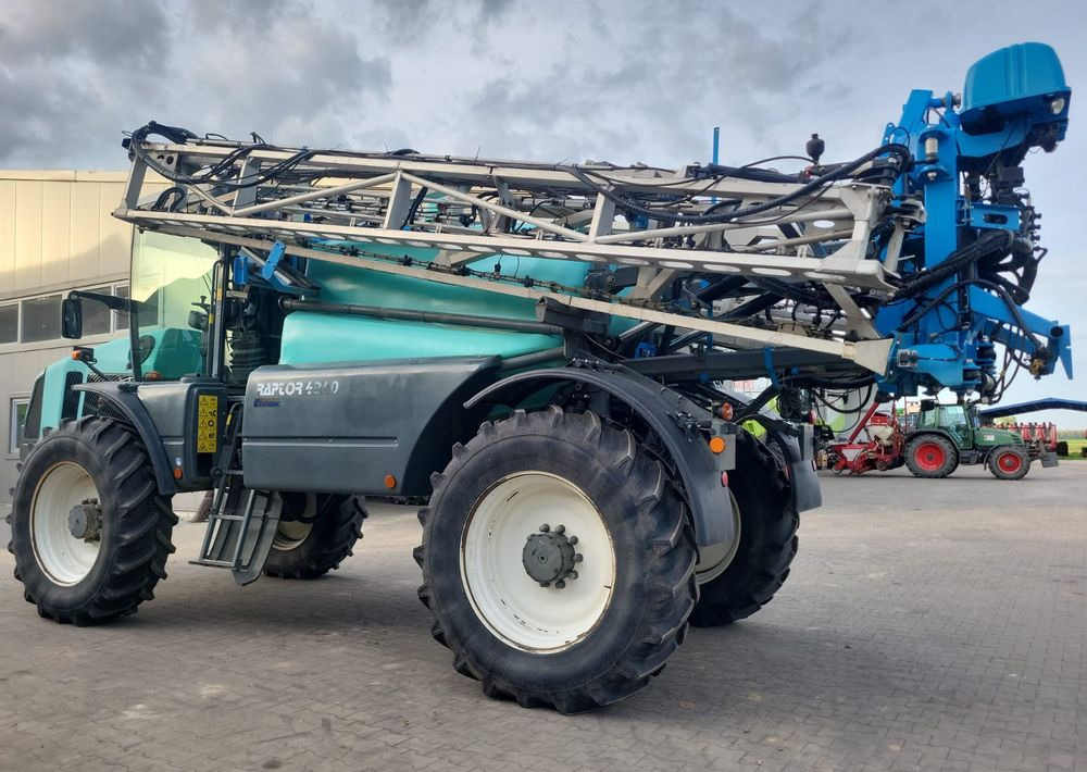 Pulverizador agricola Berthoud Raptor 4240: foto 6