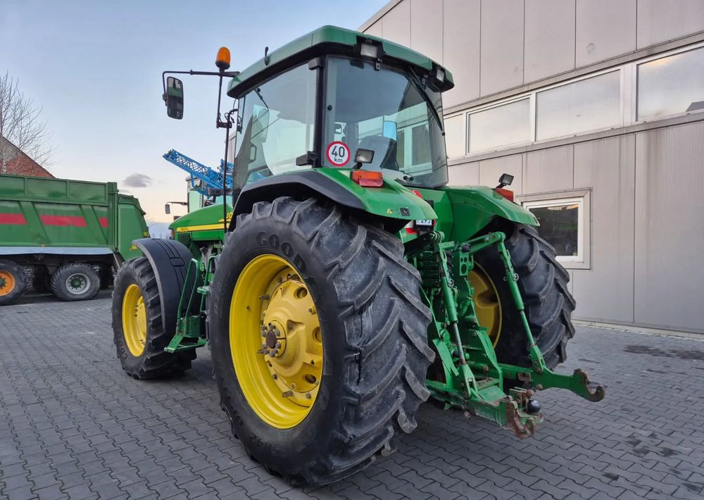 John Deere 8310 - Trator: foto 5 John Deere 8310 - Trator: foto 5
