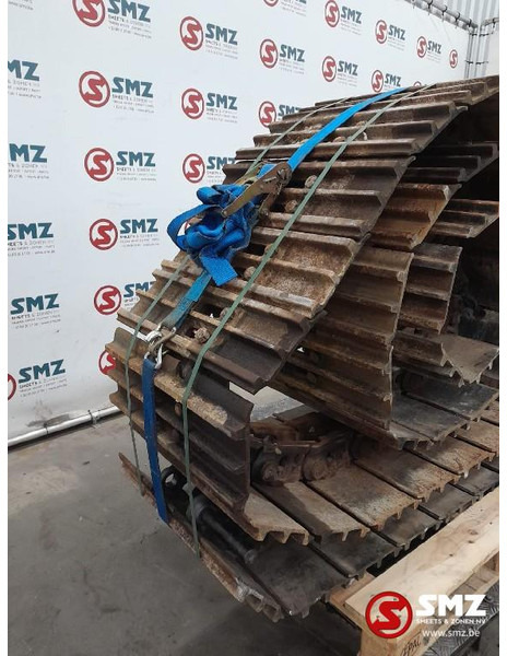 Caterpillar Occ track shoe 60 cm Caterpillar - Estrutura/ Châssis para Camião: foto 3 Caterpillar Occ track shoe 60 cm Caterpillar - Estrutura/ Châssis para Camião: foto 3