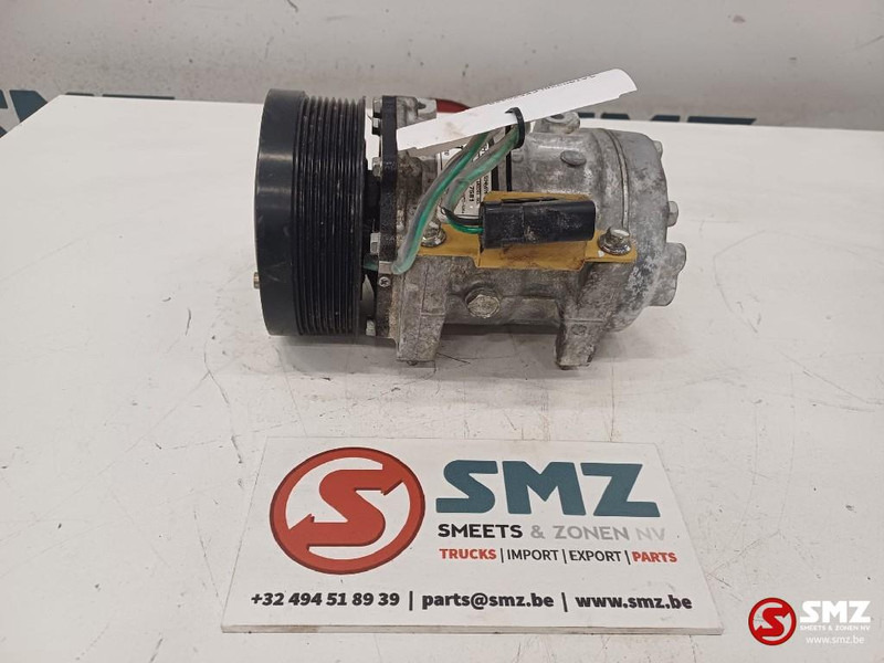 Caterpillar Refrigerant compressor Caterpillar - Motor e peças para Equipamento de movimentação: foto 2 Caterpillar Refrigerant compressor Caterpillar - Motor e peças para Equipamento de movimentação: foto 2