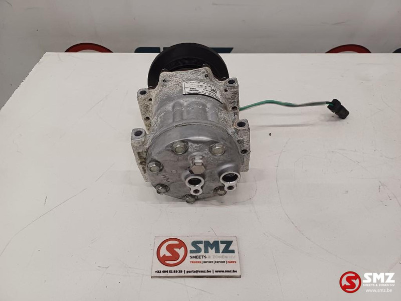 Caterpillar Refrigerant compressor Caterpillar - Motor e peças para Equipamento de movimentação: foto 3 Caterpillar Refrigerant compressor Caterpillar - Motor e peças para Equipamento de movimentação: foto 3