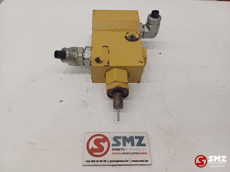 Caterpillar Solenoid valve Caterpillar - Hidráulica para Equipamento de movimentação: foto 2 Caterpillar Solenoid valve Caterpillar - Hidráulica para Equipamento de movimentação: foto 2
