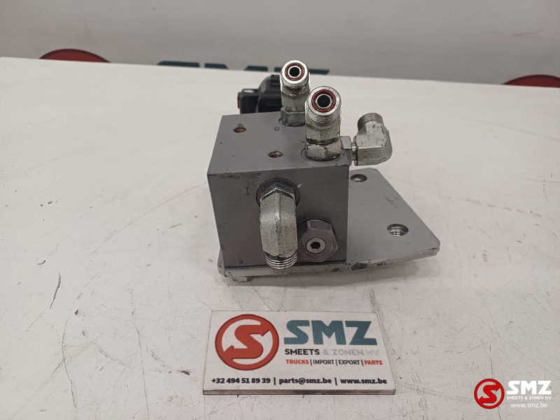 Caterpillar Solenoid valve + press reduction Caterpillar - Hidráulica para Equipamento de movimentação: foto 4 Caterpillar Solenoid valve + press reduction Caterpillar - Hidráulica para Equipamento de movimentação: foto 4