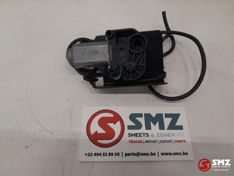 Caterpillar Windshield wiper motor caterpillar - Limpador de pára-brisa para Equipamento de movimentação: foto 1 Caterpillar Windshield wiper motor caterpillar - Limpador de pára-brisa para Equipamento de movimentação: foto 1