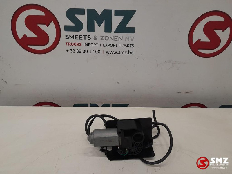 Caterpillar Windshield wiper motor caterpillar - Limpador de pára-brisa para Equipamento de movimentação: foto 2 Caterpillar Windshield wiper motor caterpillar - Limpador de pára-brisa para Equipamento de movimentação: foto 2