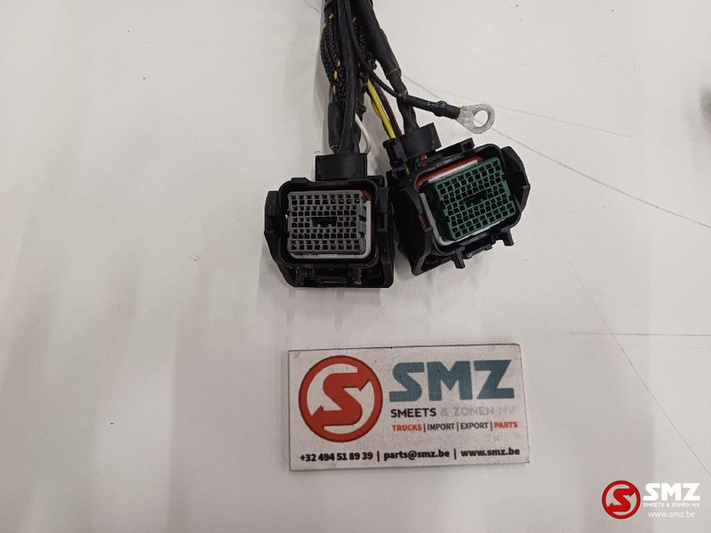 Caterpillar Wiring harnesses chassis + lightning Caterpillar - Cables/ Wire harness para Camião: foto 2 Caterpillar Wiring harnesses chassis + lightning Caterpillar - Cables/ Wire harness para Camião: foto 2
