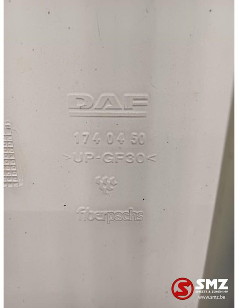 DAF Occ cabinespoiler rechts DAF - Aerodinâmica/ Aerofólio para Camião: foto 3 DAF Occ cabinespoiler rechts DAF - Aerodinâmica/ Aerofólio para Camião: foto 3